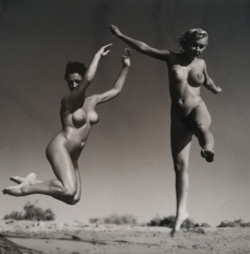 Nu En L’air by Andre De Dienes