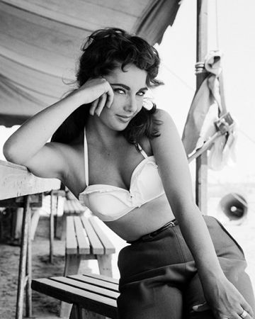 Elizabeth Taylor by Frank Worth