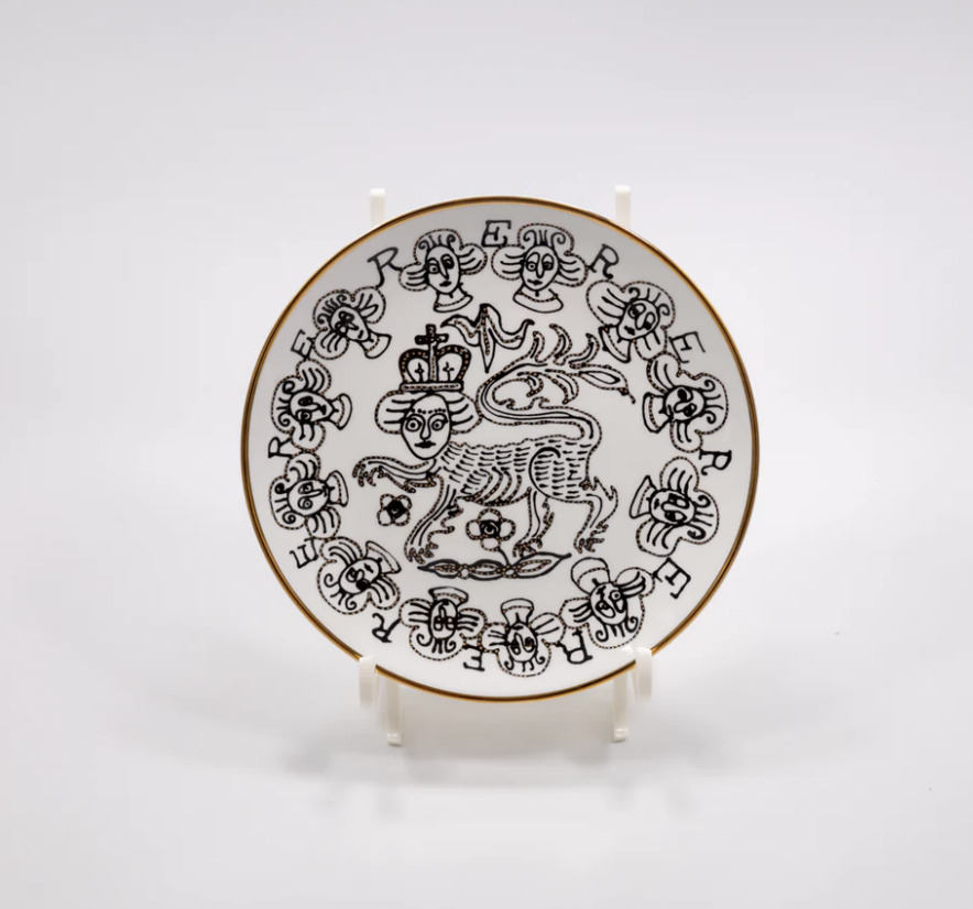 Grayson Perry – Queen Lion Plate by Grayson Perry RA