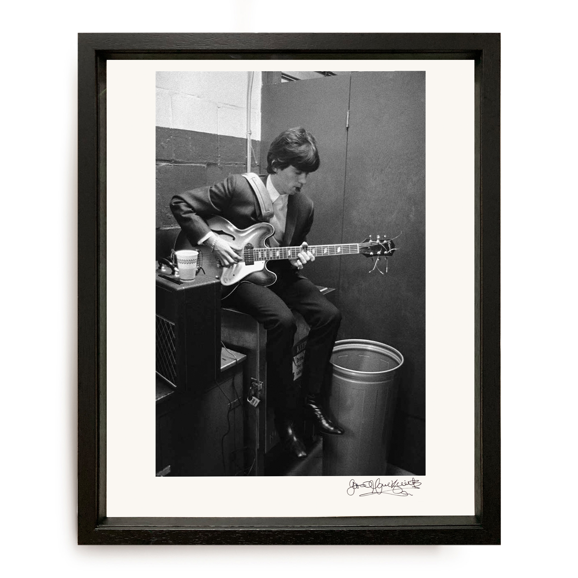 Keith Richards with Epiphone Casino by Gered Mankowitz