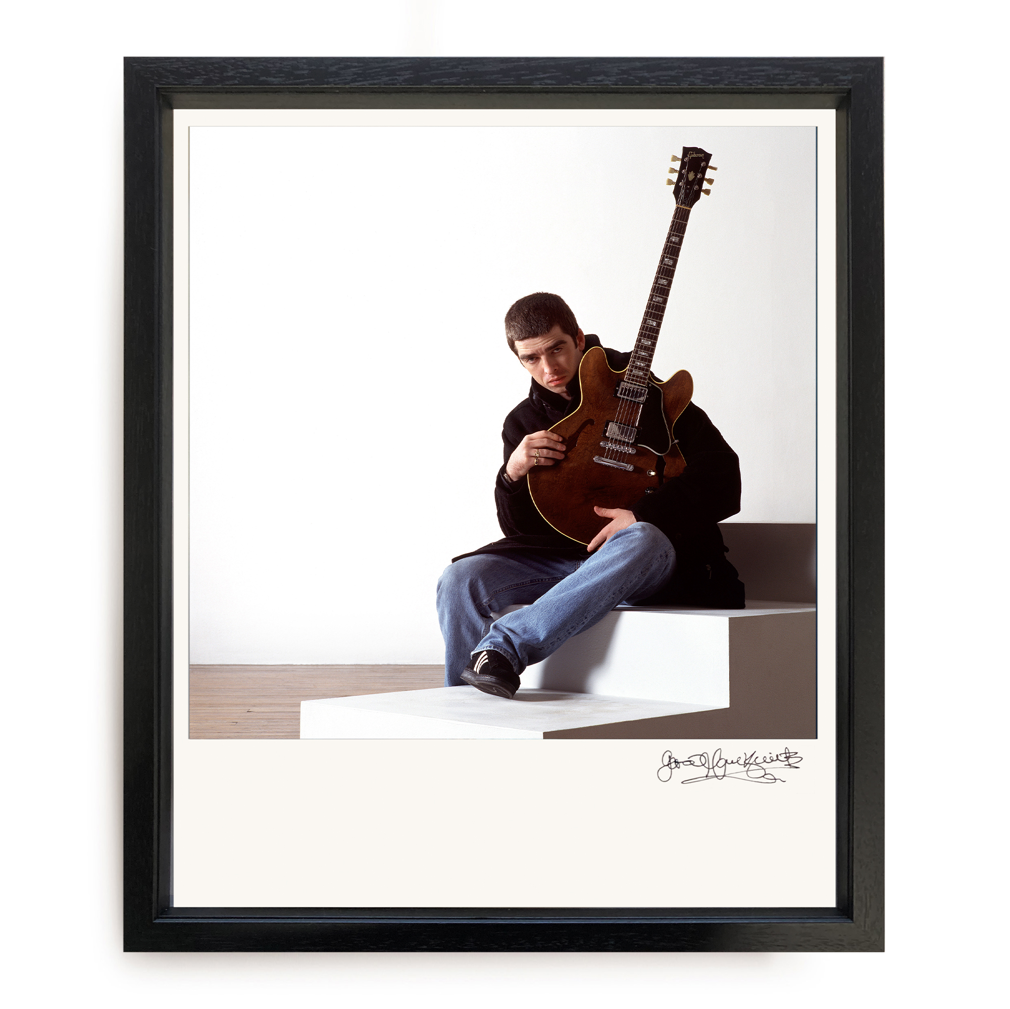 Noel Gallagher with Gibson 335 by Gered Mankowitz