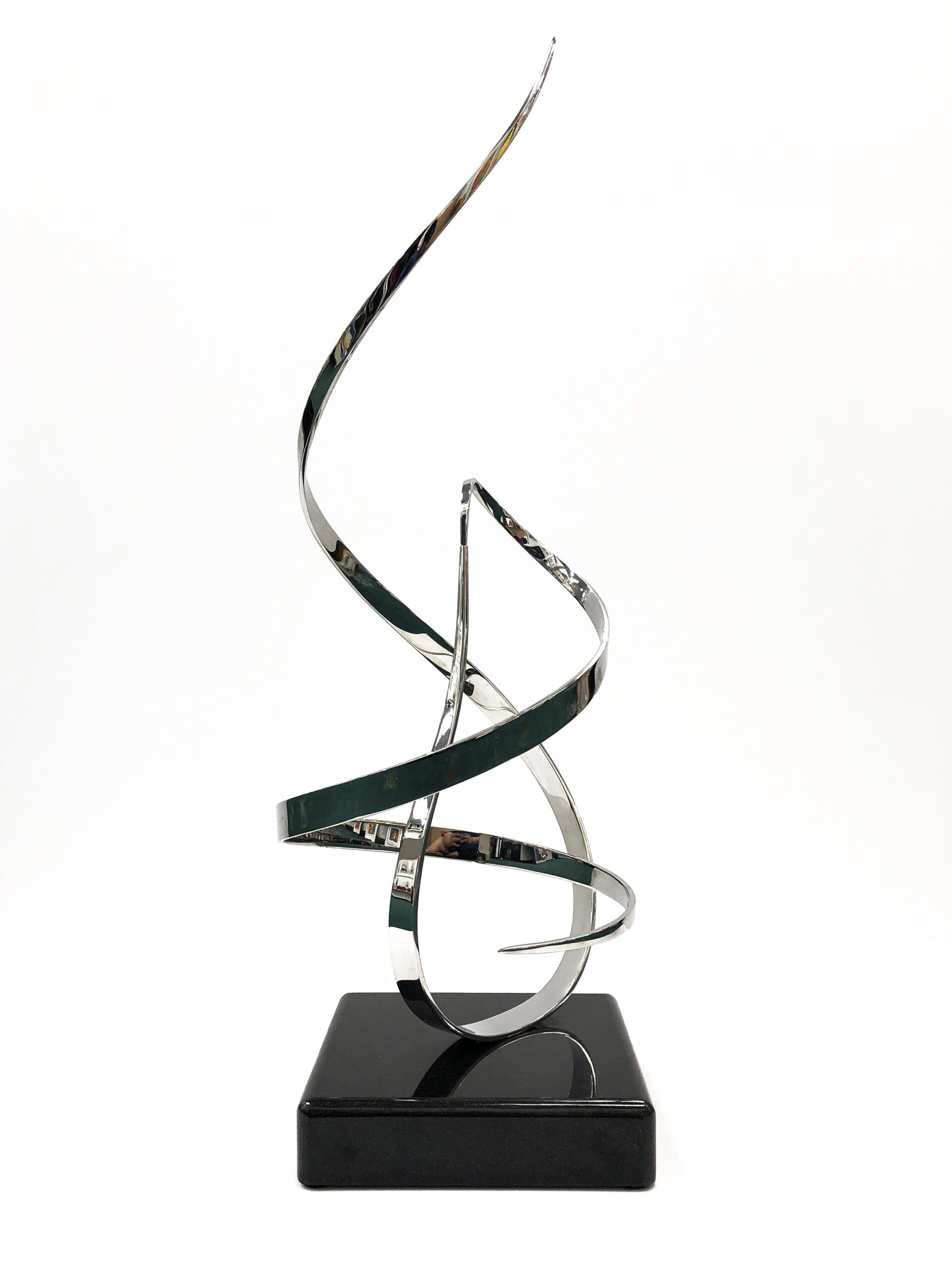 Untitled (kinetic stainless steel sculpture), 2007 by George Beckman