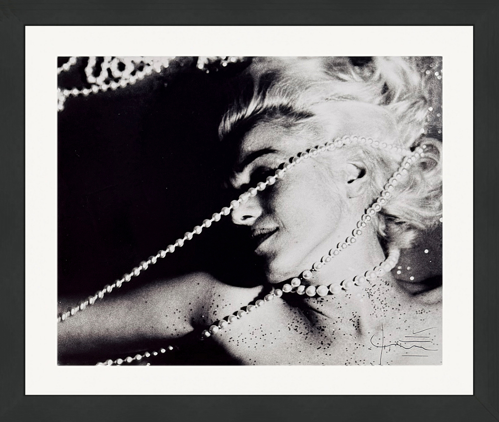 The Last Sitting: Marilyn With Pearls (hand signed C-Print) by Bert Stern